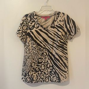 Like new animal print women’s scrub top, xs